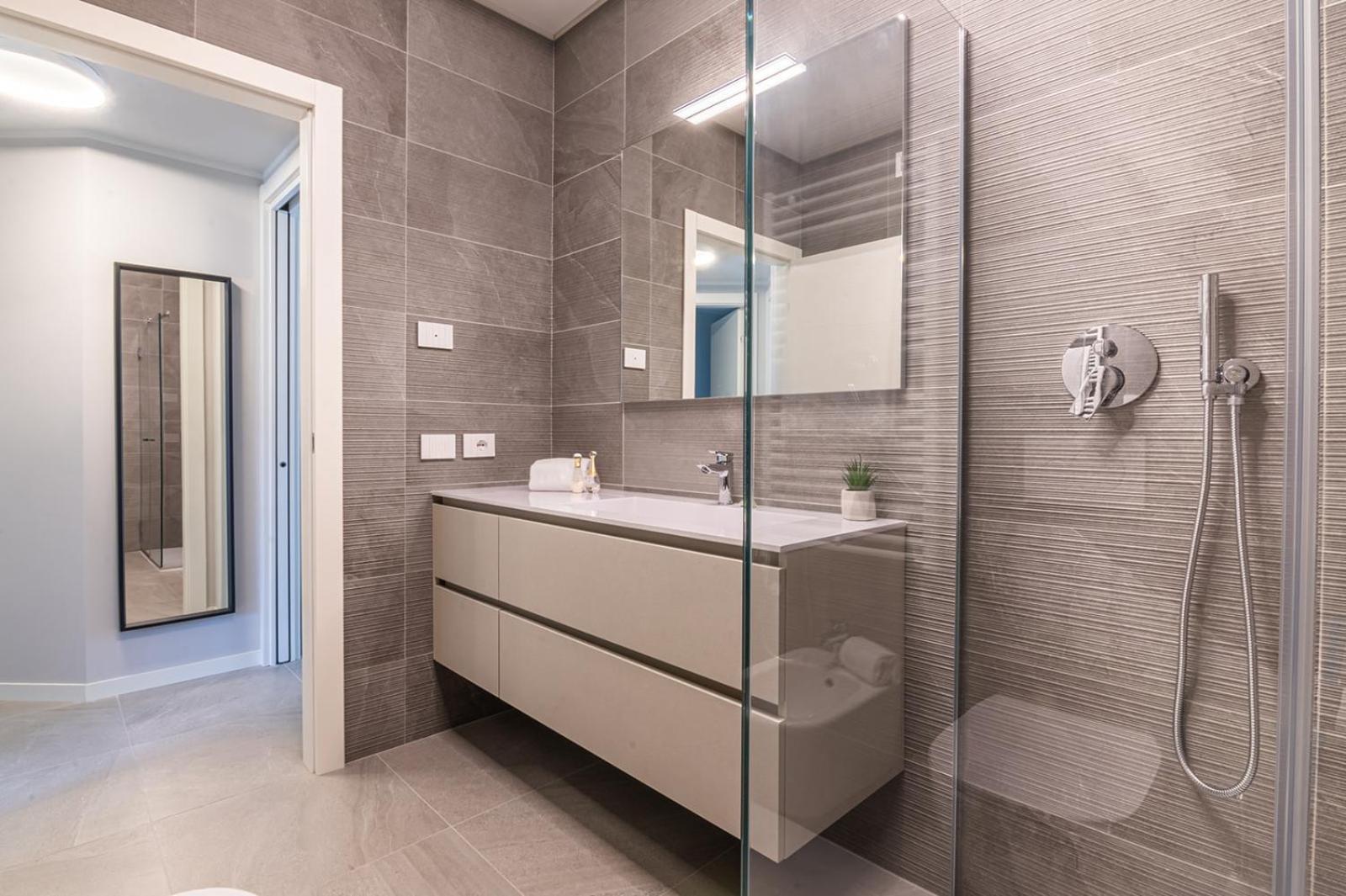 Lago Dorato Luxury Apartments & Villa - Lake Como View Colico Eksteriør bilde